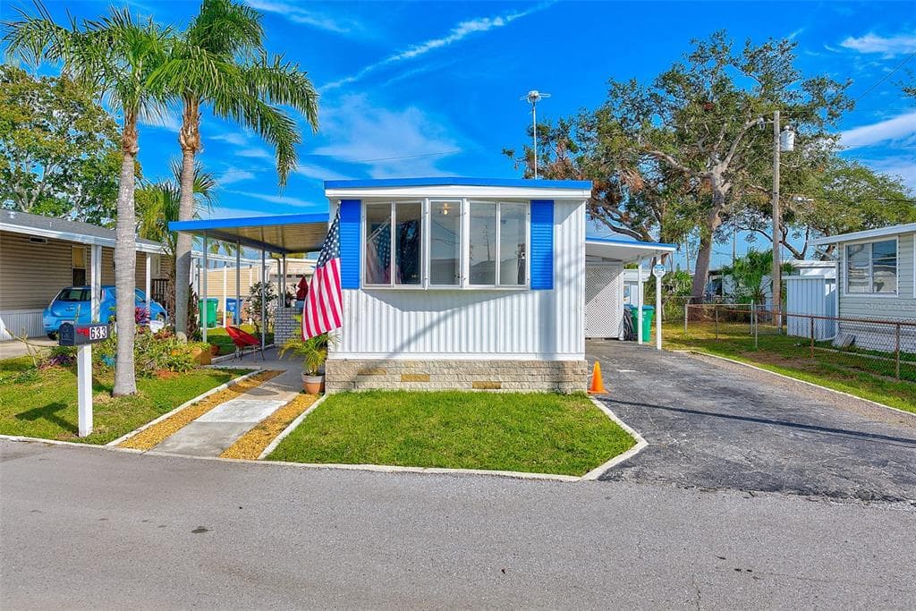 6580 SEMINOLE BOULEVARD UNIT 633 SEMINOLE, FL 33772