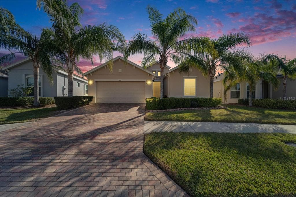 1861 PACIFIC DUNES DRIVE SUN CITY CENTER, FL 33573