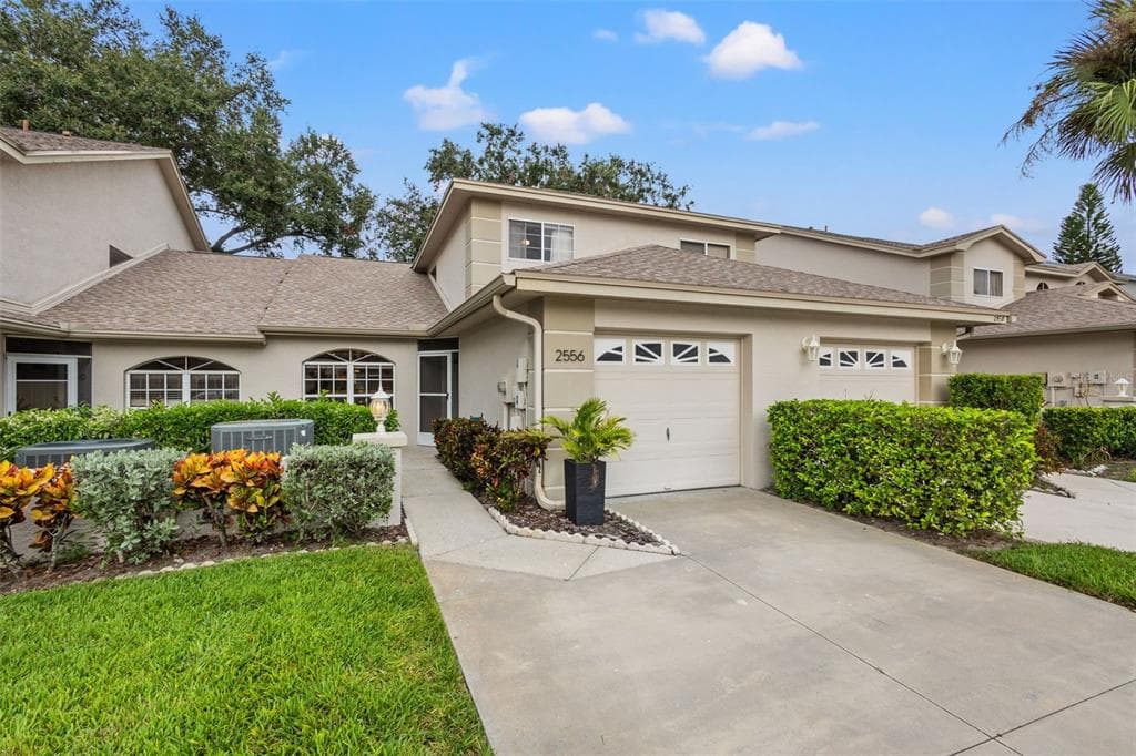 2556 PINE COVE LANE CLEARWATER, FL 33761