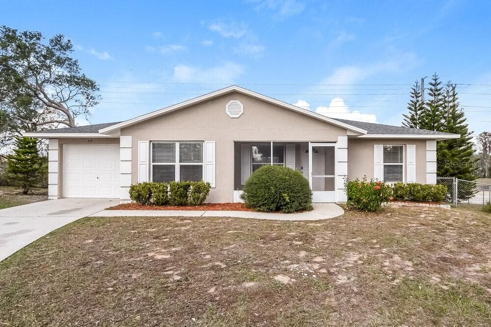 315 WINDRIDGE PLACE TAVARES, FL 32778