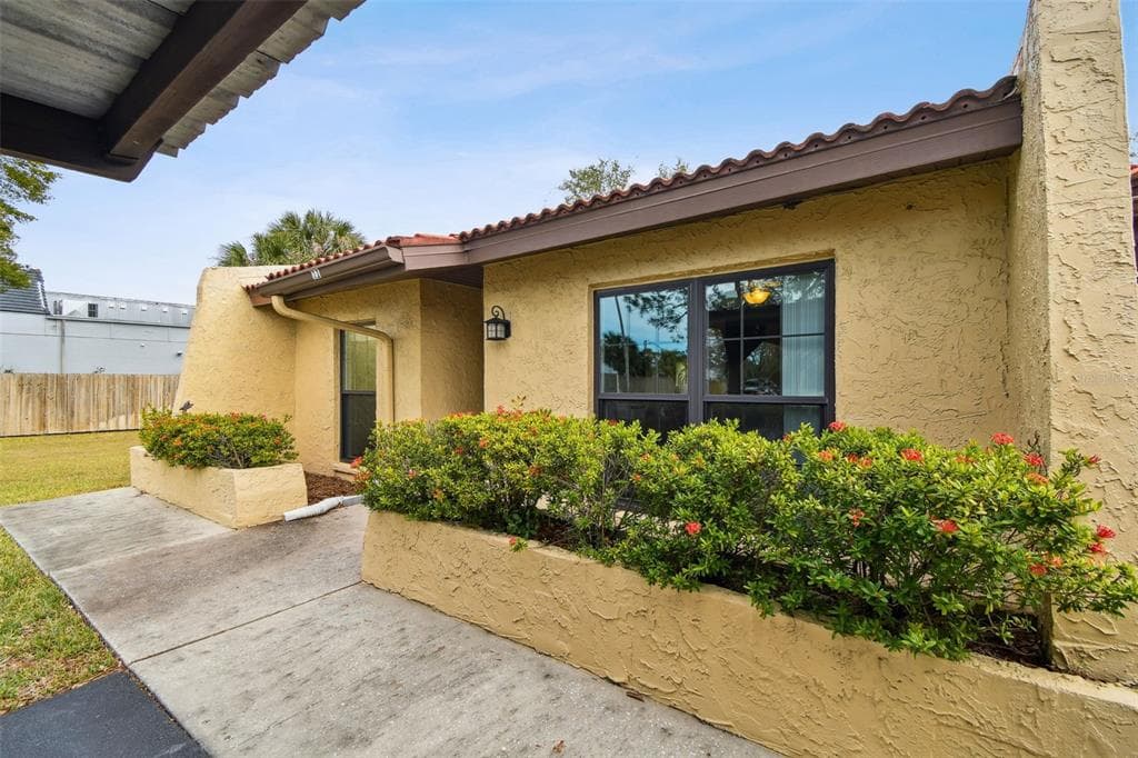 7200 ULMERTON ROAD UNIT A1 LARGO, FL 33771