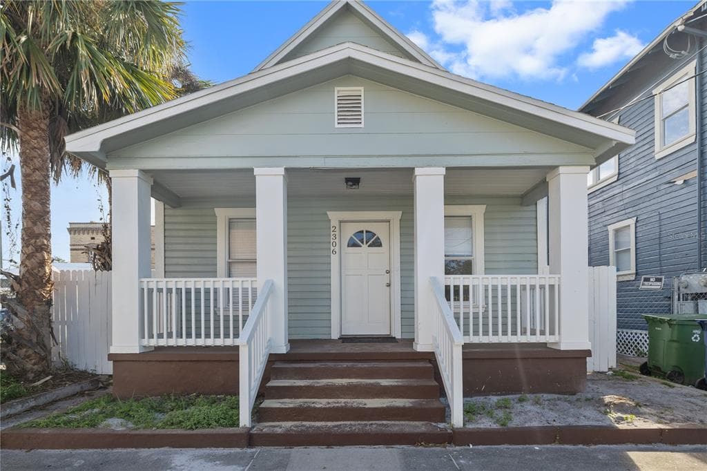 2306 W SPRUCE STREET TAMPA, FL 33607