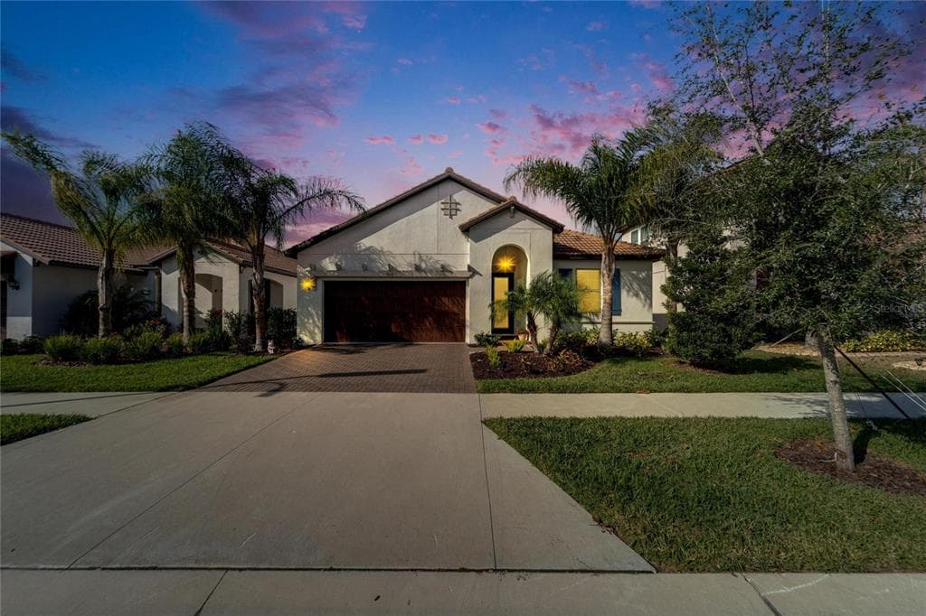 5210 WINDY GROVE DRIVE WIMAUMA, FL 33598