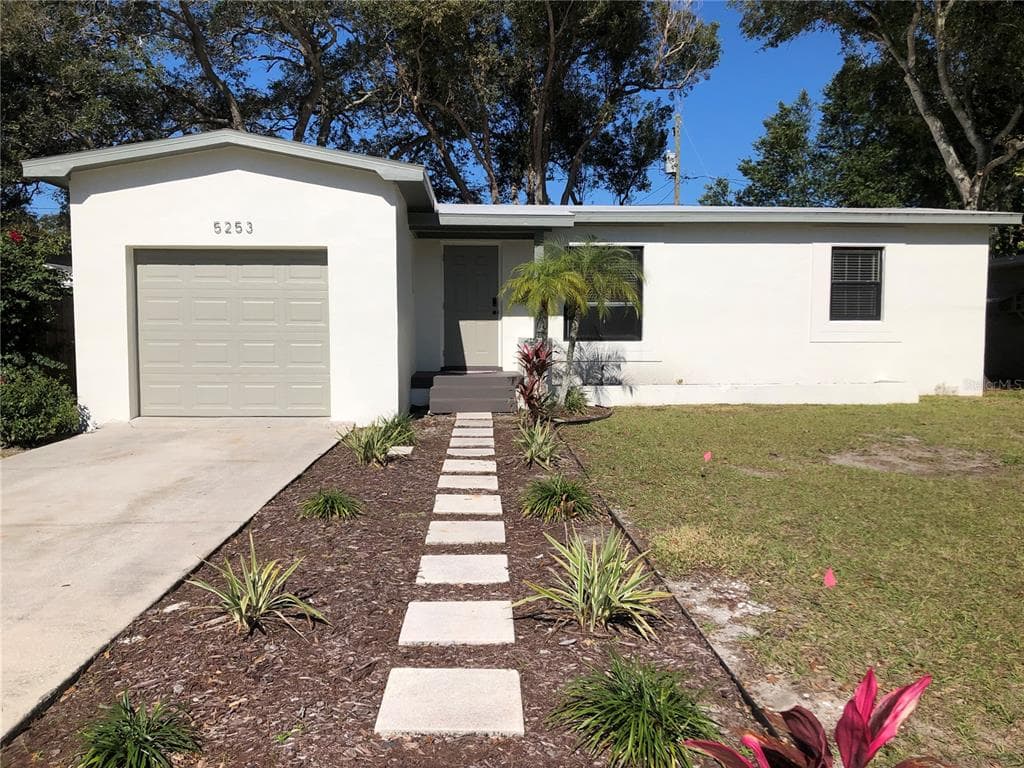 5253 2ND AVENUE N ST PETERSBURG, FL 33710