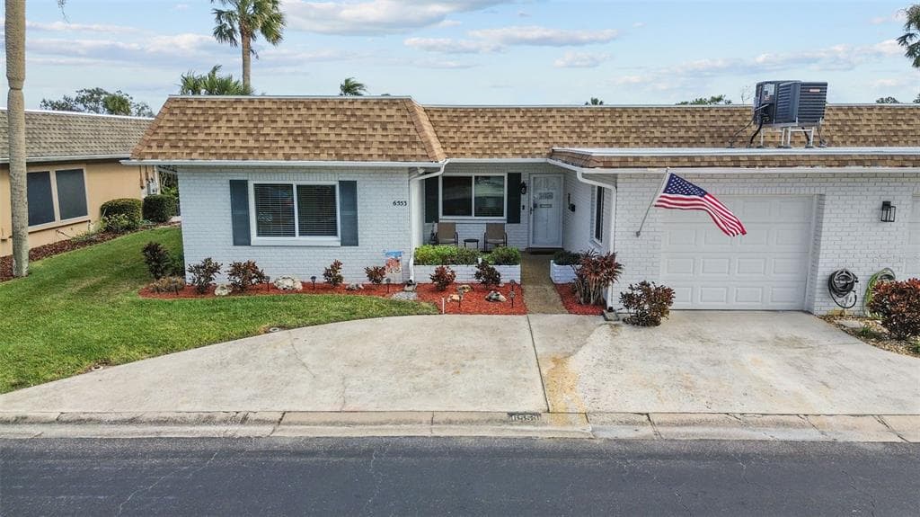 6553 GRAND BAHAMA DRIVE SEMINOLE, FL 33777