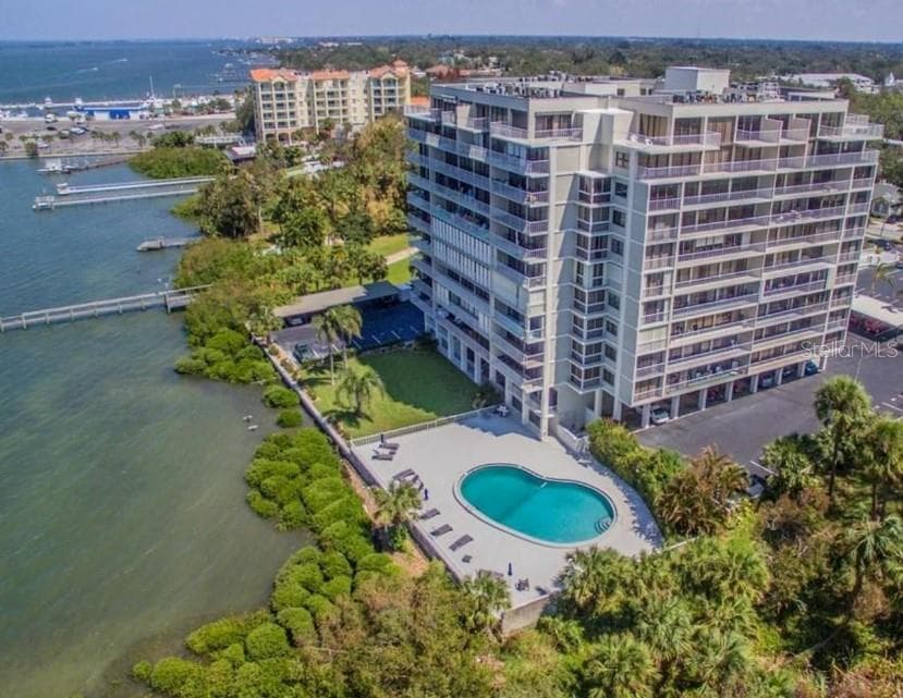 500 N OSCEOLA AVENUE UNIT 810 CLEARWATER, FL 33755