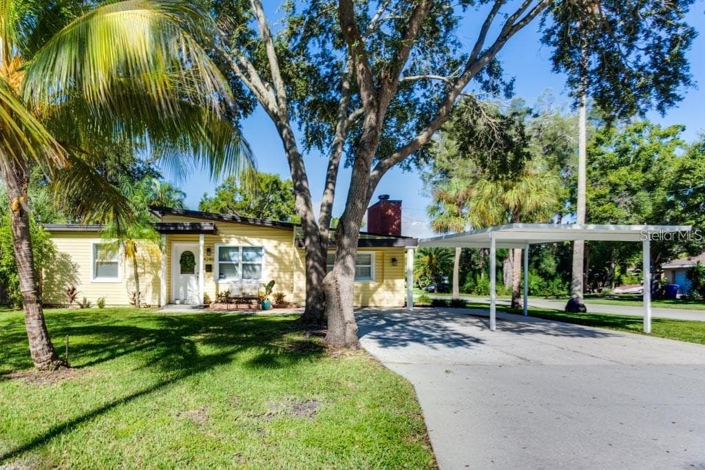 4246 HELENA STREET NE ST PETERSBURG, FL 33703