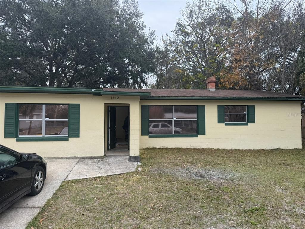 1412 BRAEBURY DRIVE LEESBURG, FL 34748