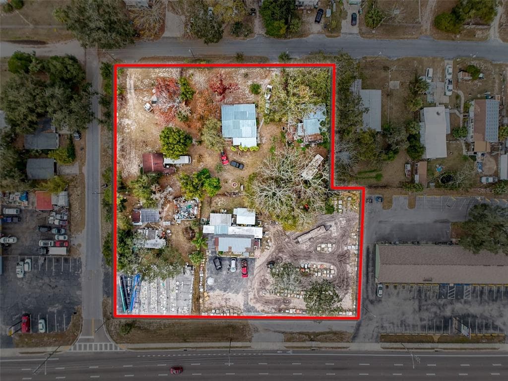 8635 STATE ROAD 52