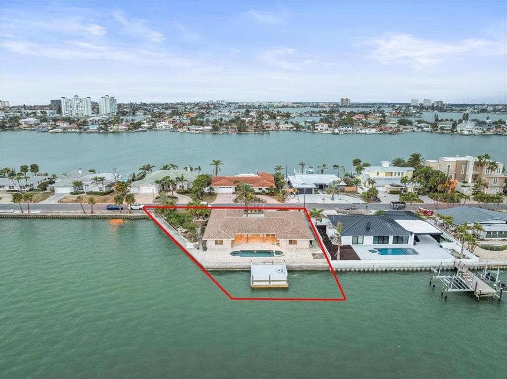 410 55TH AVENUE ST PETE BEACH, FL 33706
