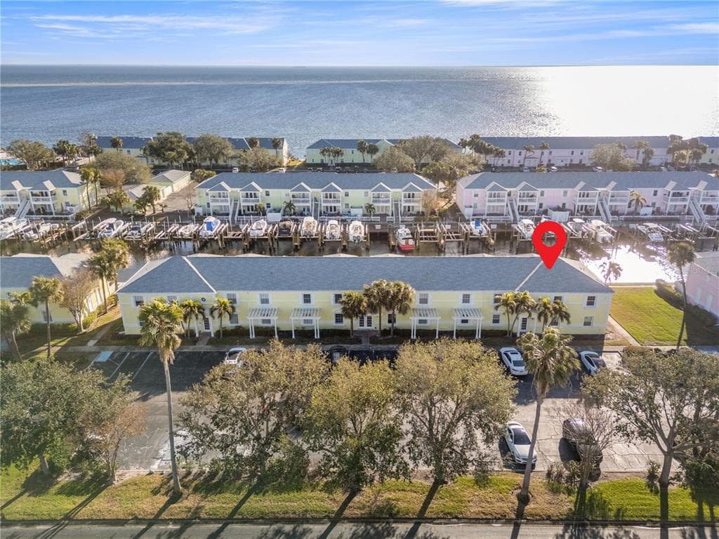 5146 BEACH DRIVE SE UNIT F ST PETERSBURG, FL 33705