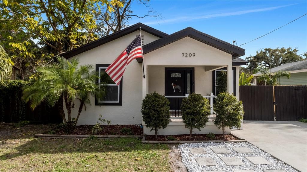 7209 N HIGHLAND AVENUE TAMPA, FL 33604