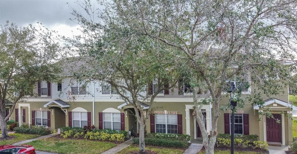12334 HEALEY SUMMIT LANE UNIT 12334 RIVERVIEW, FL 33579