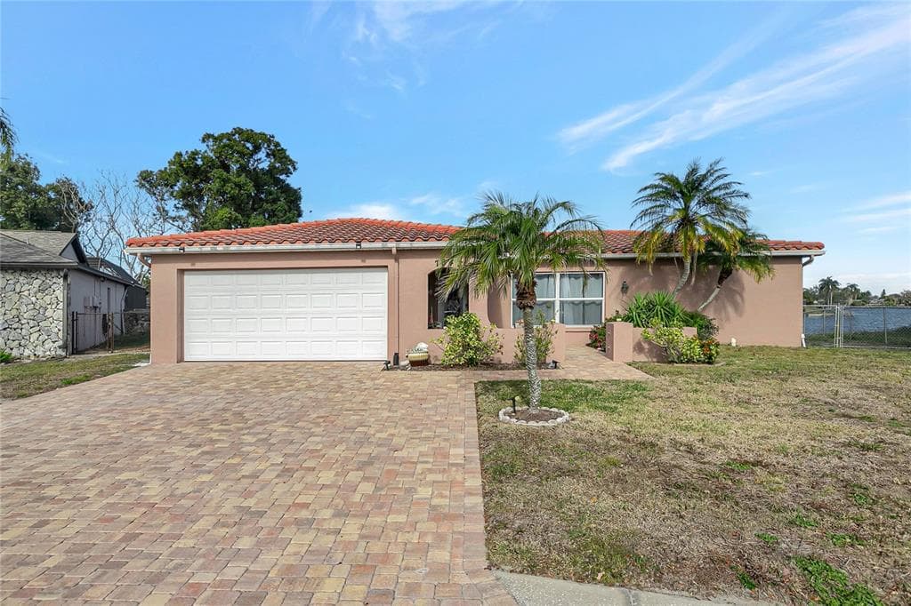 7643 VIENNA LANE PORT RICHEY, FL 34668