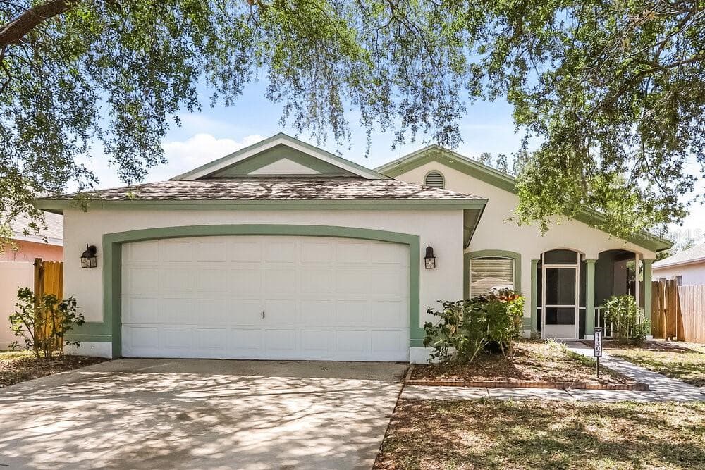 11307 BROWNSTONE COURT RIVERVIEW, FL 33569