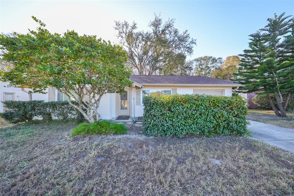 12104 CLEARBROOK LANE HUDSON, FL 34667