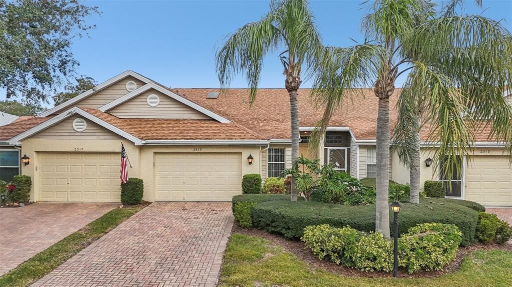 2315 NEW ORCHARD COURT SUN CITY CENTER, FL 33573