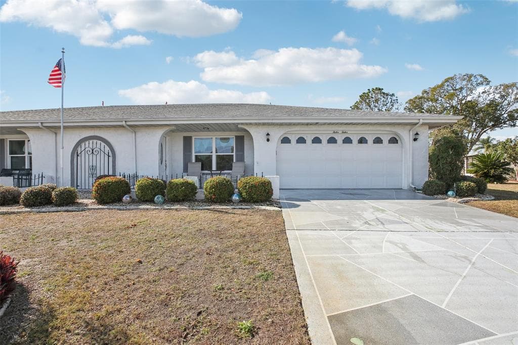 1212 WILD FEATHER LANE SUN CITY CENTER, FL 33573