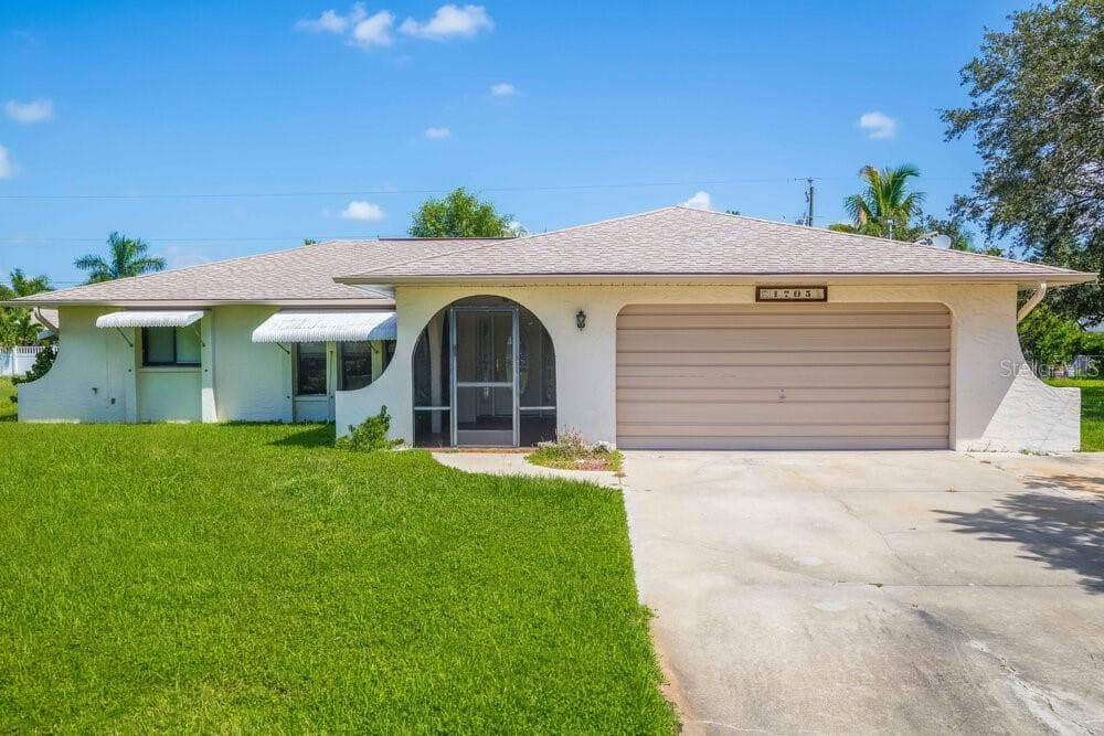 1705 SE 8TH TERRACE CAPE CORAL, FL 33990