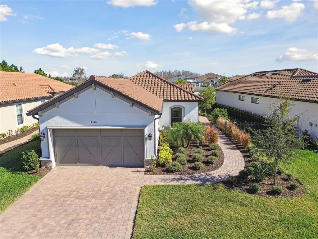 4316 CAIROLI COURT WESLEY CHAPEL, FL 33543