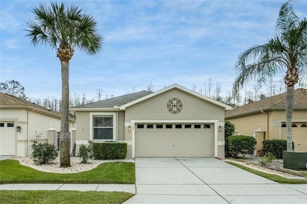7538 BERNA LANE LAND O LAKES, FL 34637
