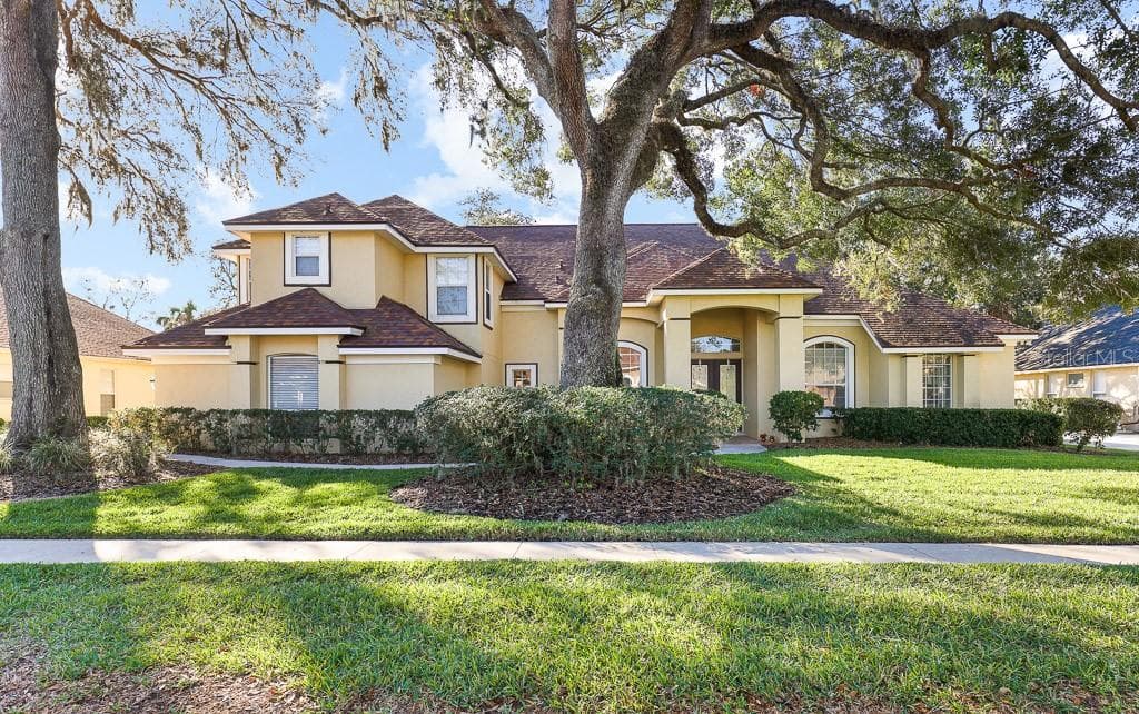 4909 SYLVAN OAKS DRIVE
