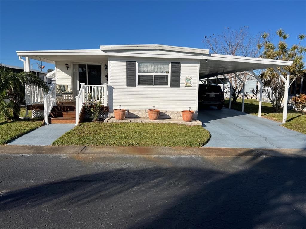 11300 124TH AVENUE UNIT 88 LARGO, FL 33778