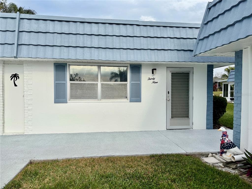 1901 ANDOVER WAY UNIT 39 SUN CITY CENTER, FL 33573