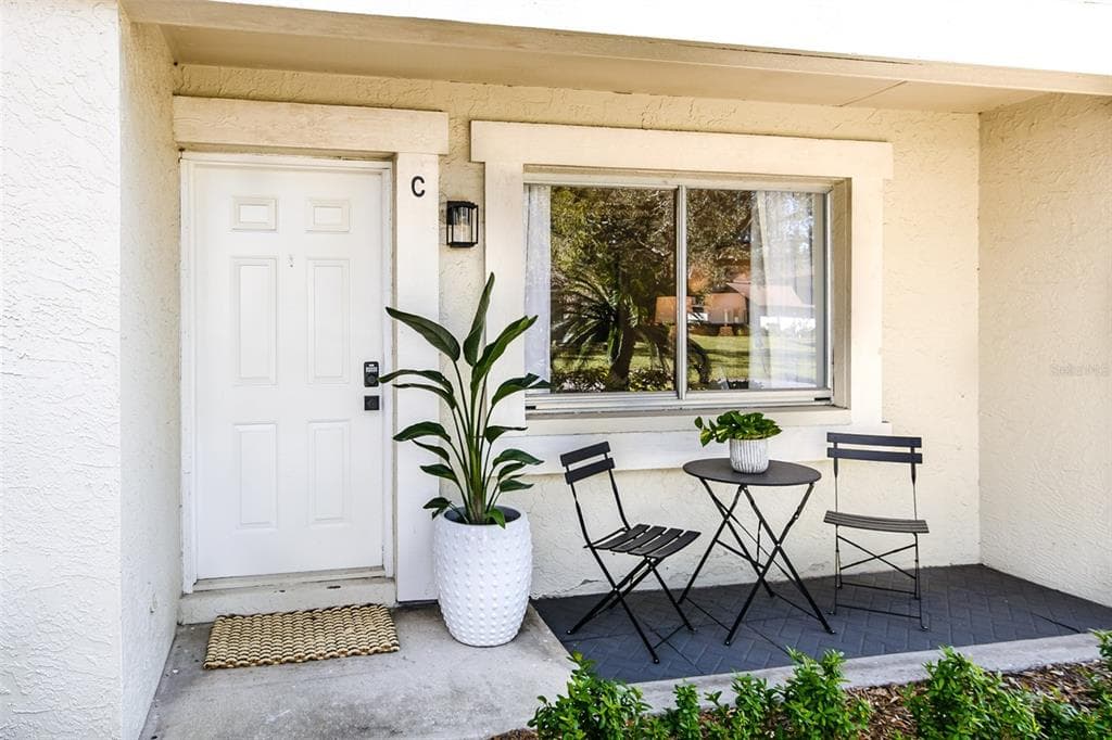 1811 BOUGH AVENUE UNIT C CLEARWATER, FL 33760