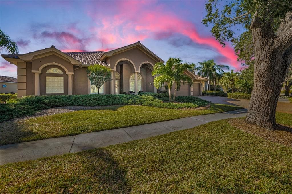 7330 SAWGRASS POINT DRIVE N PINELLAS PARK, FL 33782