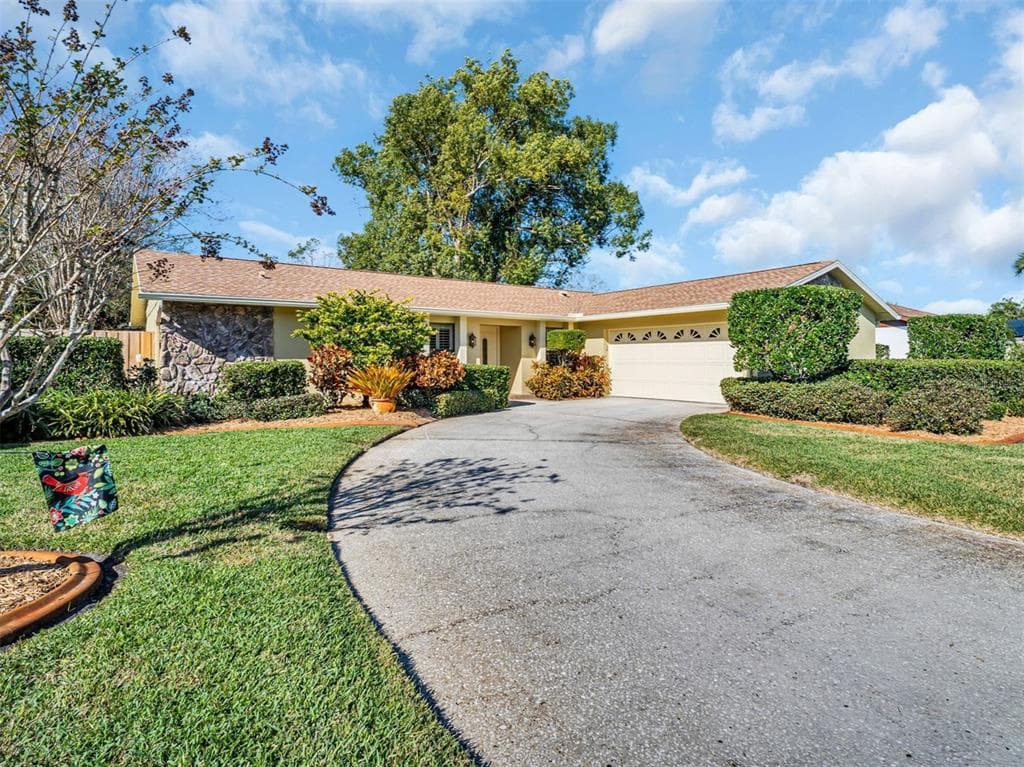 822 RUSTIC OAKS DRIVE PALM HARBOR, FL 34684