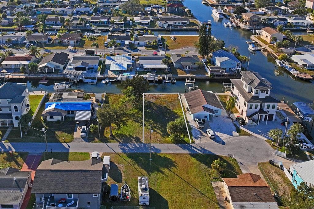 13815 JUDY AVE HUDSON, FL 34667