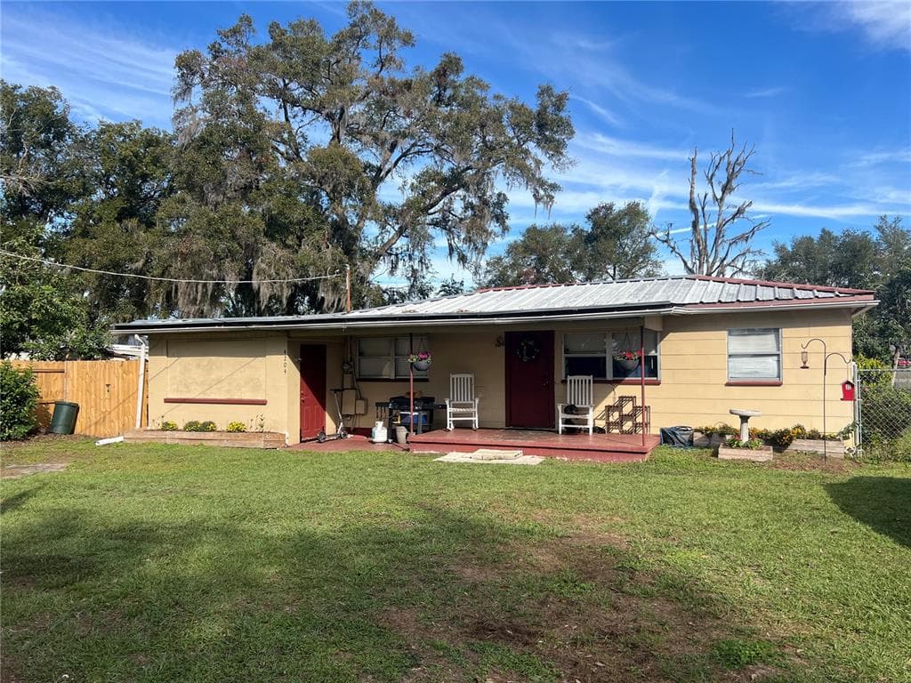 4204 THREE OAKS ROAD PLANT CITY, FL 33565