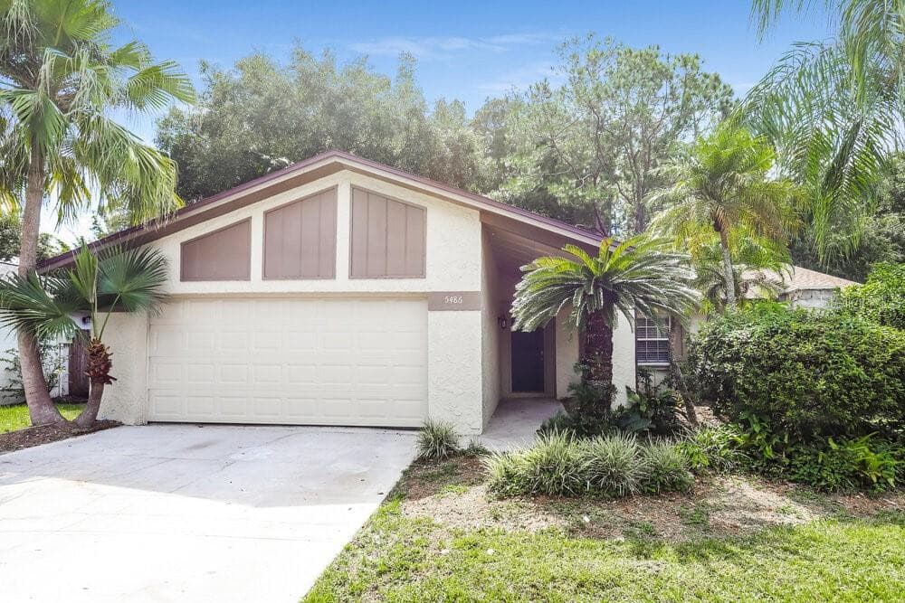 5486 CARROLLWOOD MEADOWS DRIVE TAMPA, FL 33625