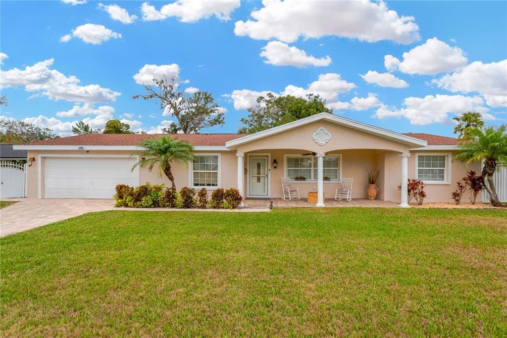 807 GREENWOOD COURT BRANDON, FL 33511