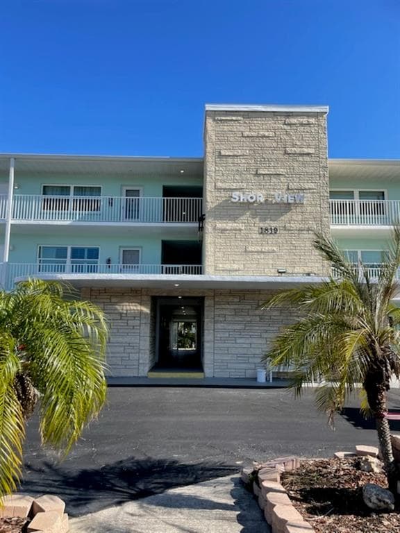 1819 SHORE DRIVE S UNIT 203 SOUTH PASADENA, FL 33707