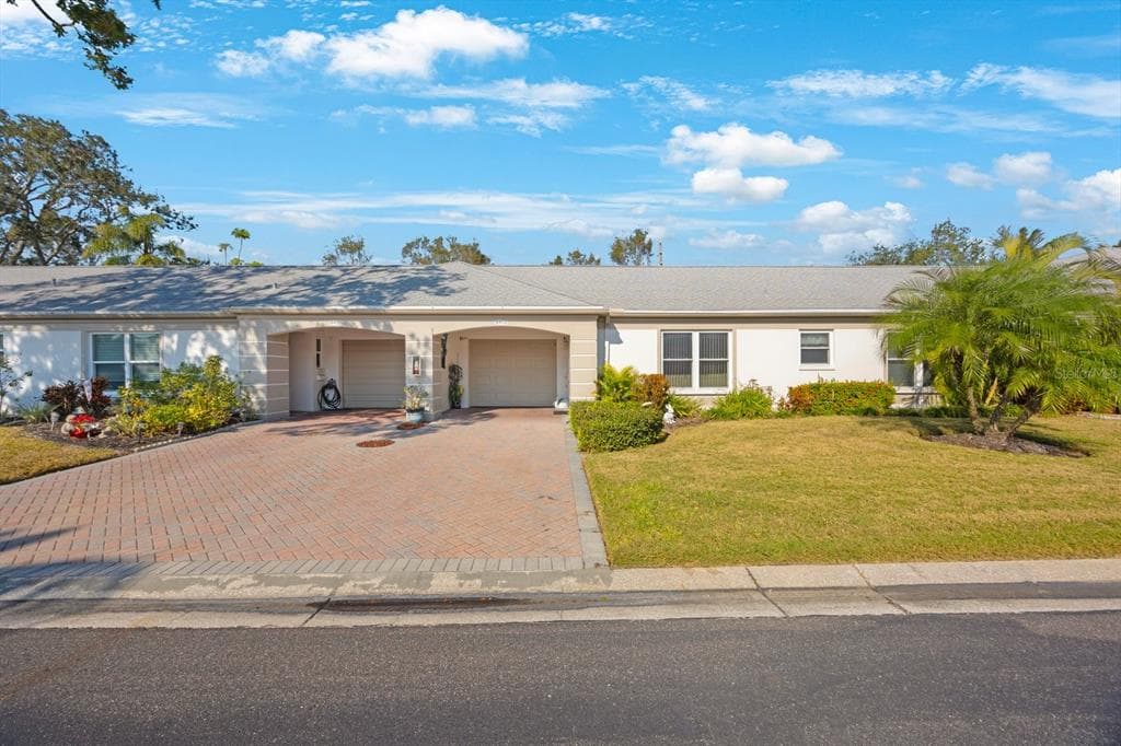 8403 ANNWOOD ROAD SEMINOLE, FL 33777