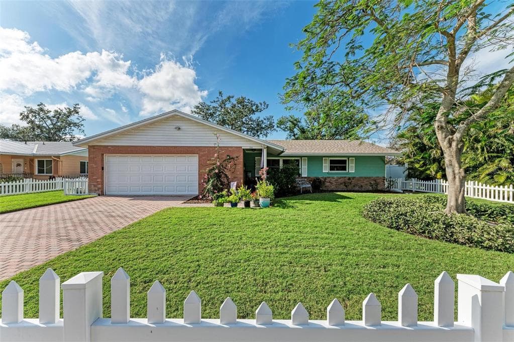 710 44TH STREET W BRADENTON, FL 34209