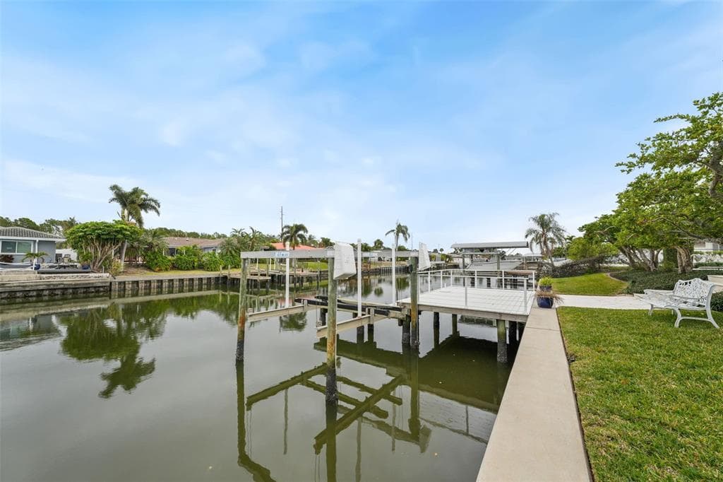 3939 VENETIAN WAY TAMPA, FL 33634
