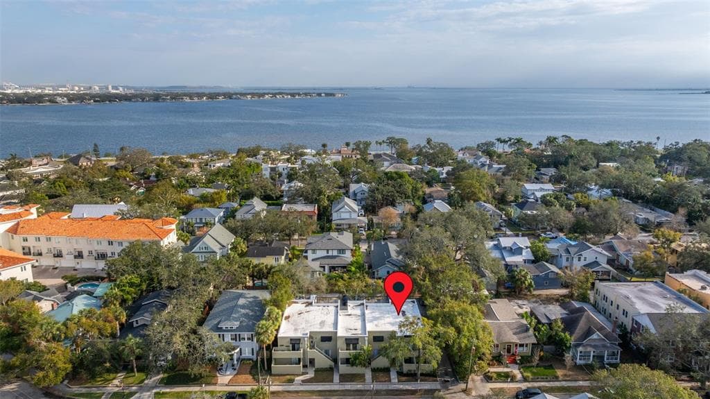 1906 W DEKLE AVENUE UNIT E TAMPA, FL 33606