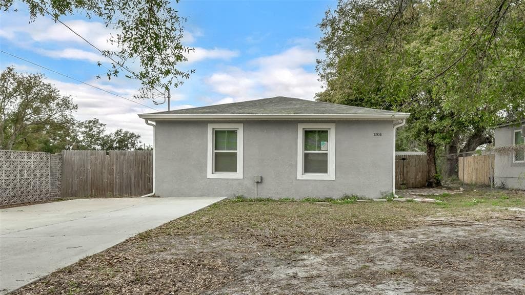 8508 N MULBERRY STREET TAMPA, FL 33604
