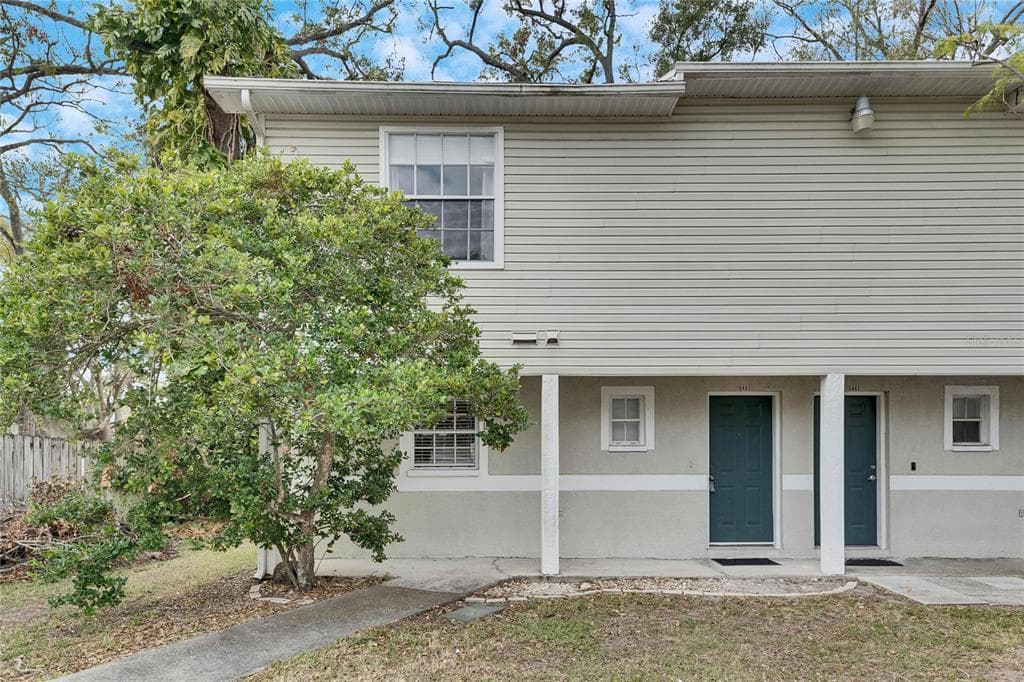 3607 W IDLEWILD AVENUE UNIT 403 TAMPA, FL 33614