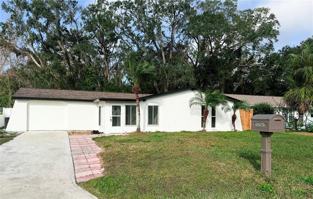 6615 PARKSIDE DRIVE NEW PORT RICHEY, FL 34653