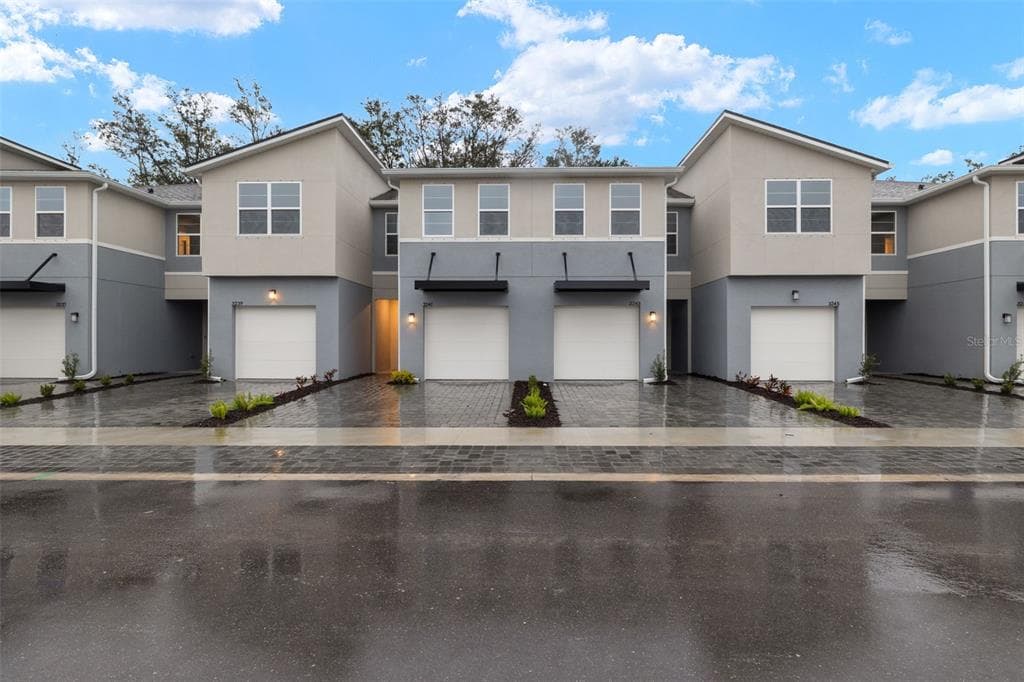3241 FEATHER HAVEN PLACE BRANDON, FL 33511