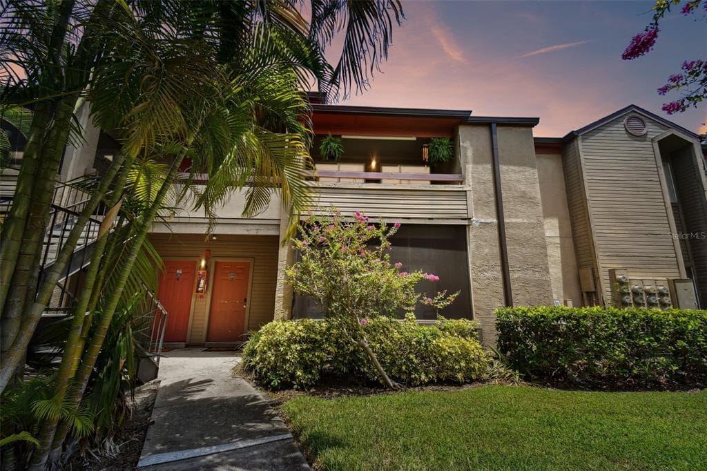 10263 GANDY BOULEVARD N UNIT 616 ST PETERSBURG, FL 33702