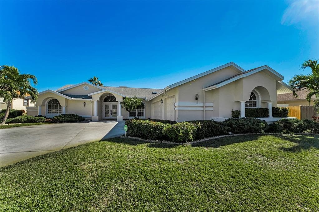 2635 JARVIS CIRCLE PALM HARBOR, FL 34683