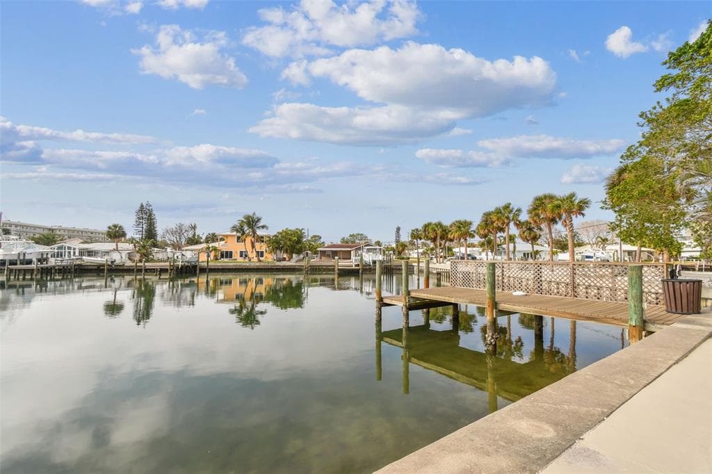 370 59TH AVENUE ST PETE BEACH, FL 33706