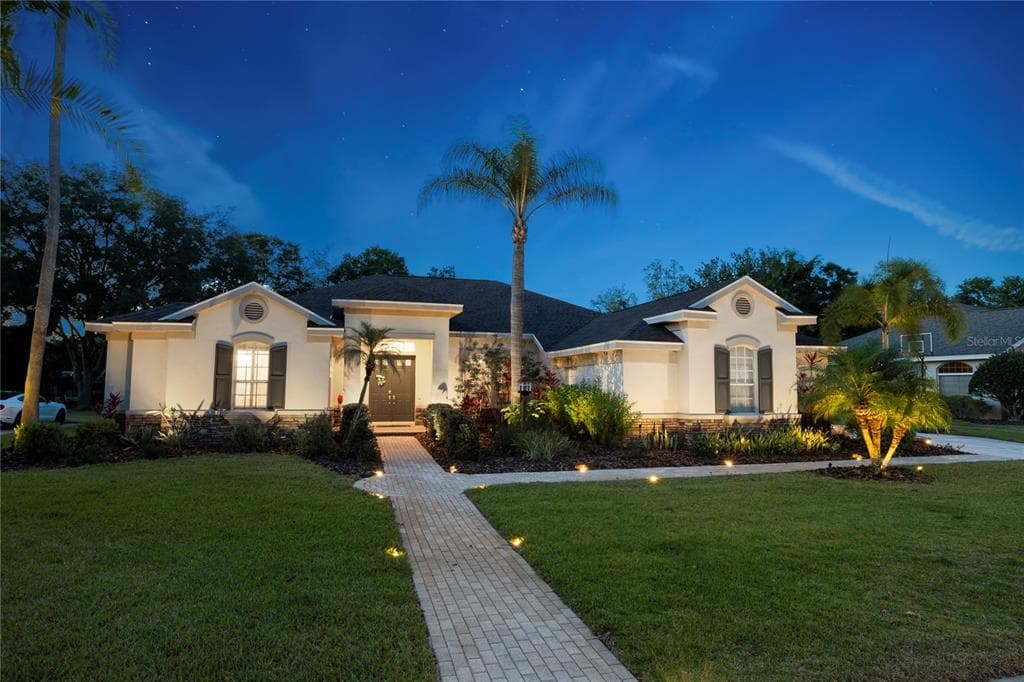 6020 KESTREL POINT AVENUE LITHIA, FL 33547