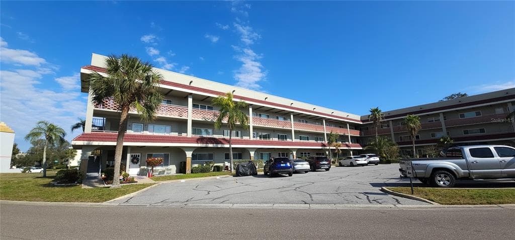 2073 DENMARK STREET UNIT 25 CLEARWATER, FL 33763