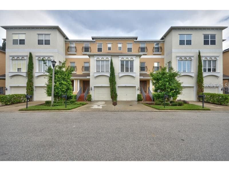 1143 VENETIAN HARBOR DRIVE NE ST PETERSBURG, FL 33702